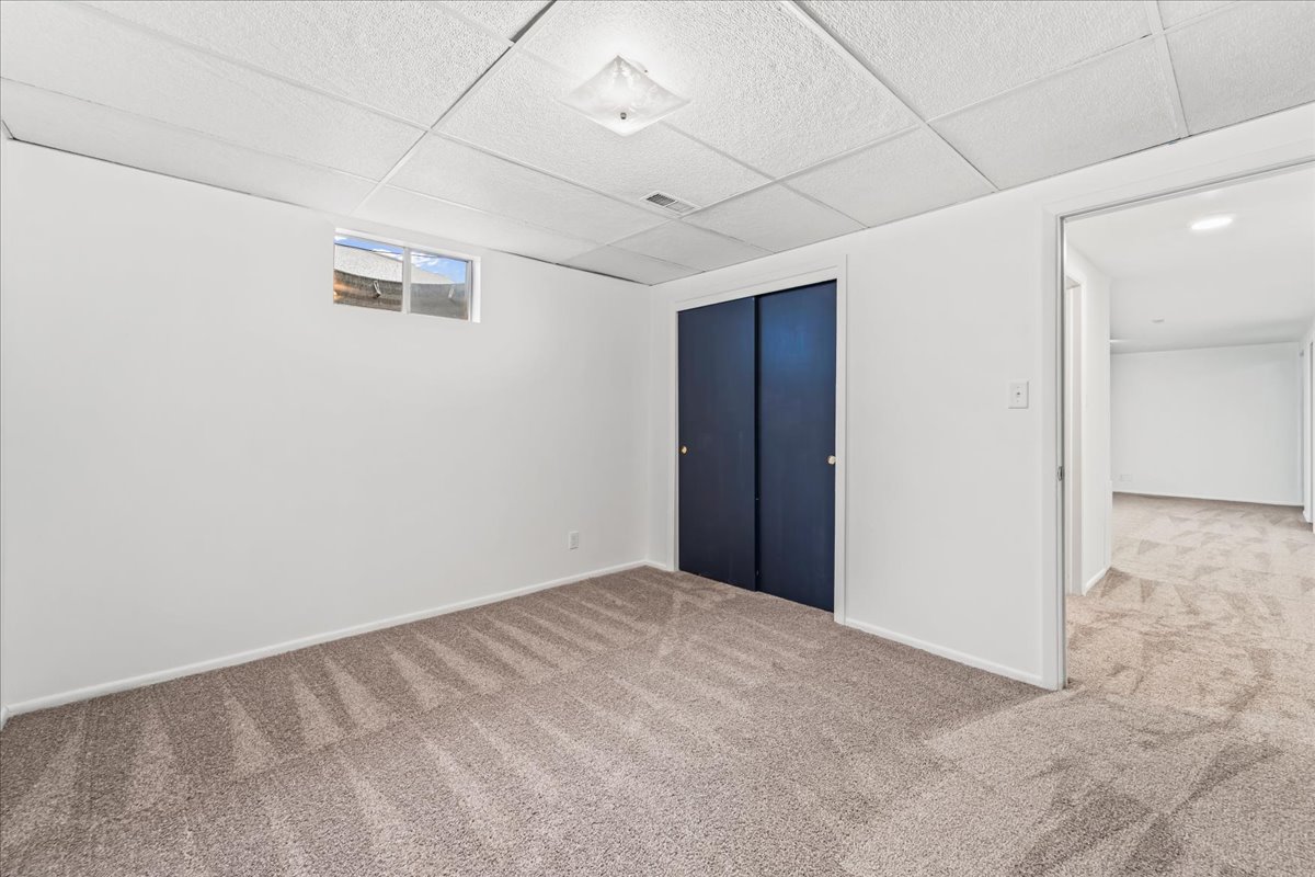 Office Room Empty